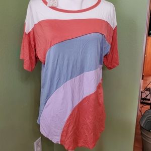 NWT L Love boutique shirt size medium.